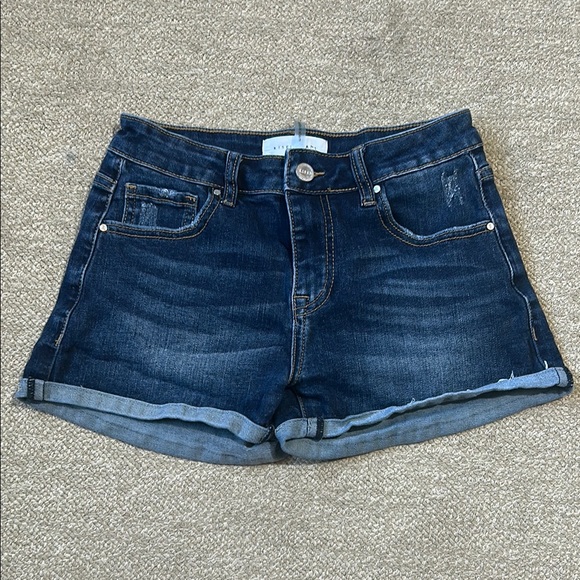 Women's Denim Shorts - Picture 1 of 3